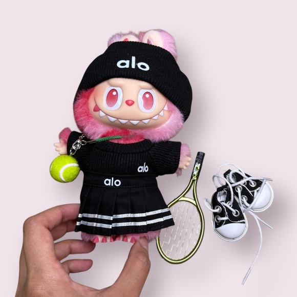 Labubu Alo Tennis Outfit – Black or White (Sold Separately) - Picture 10 of 12